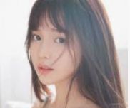 人妻av88-家庭与个人成长的交响曲，人妻角色在AV88中的微妙平衡